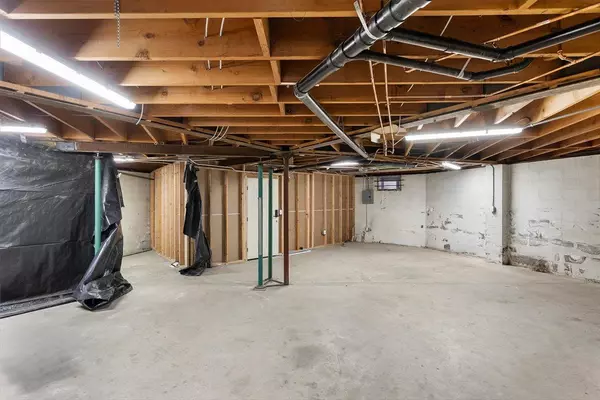 Hayward, CA 94541,22325 Meekland Avenue