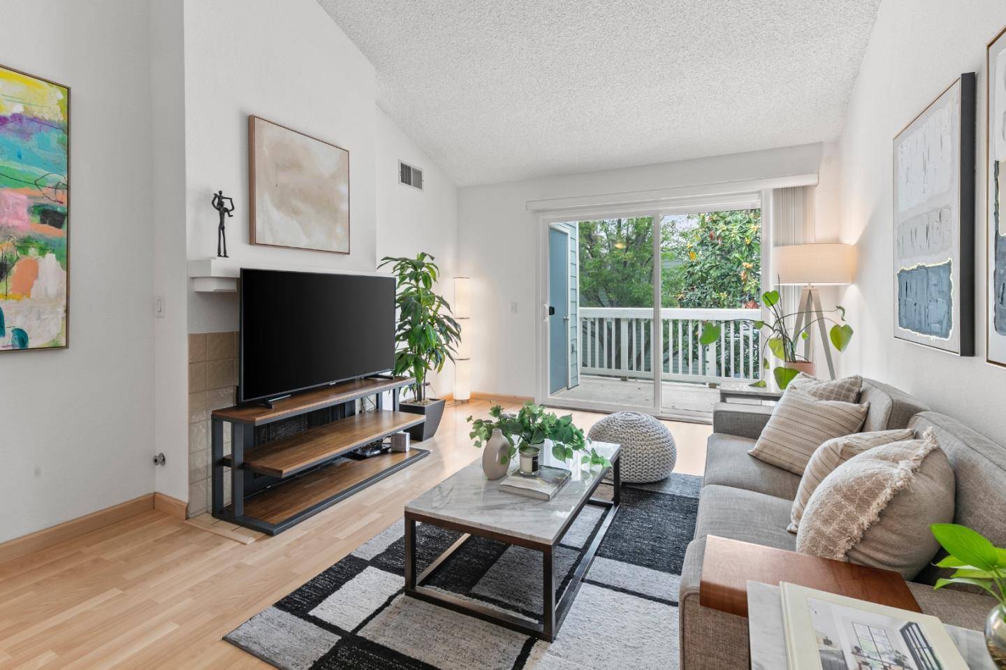 37000 Meadowbrook Common #202, Fremont, CA 94536