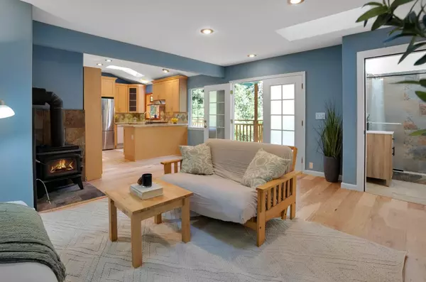 Brookdale, CA 95007,895 Forest Way