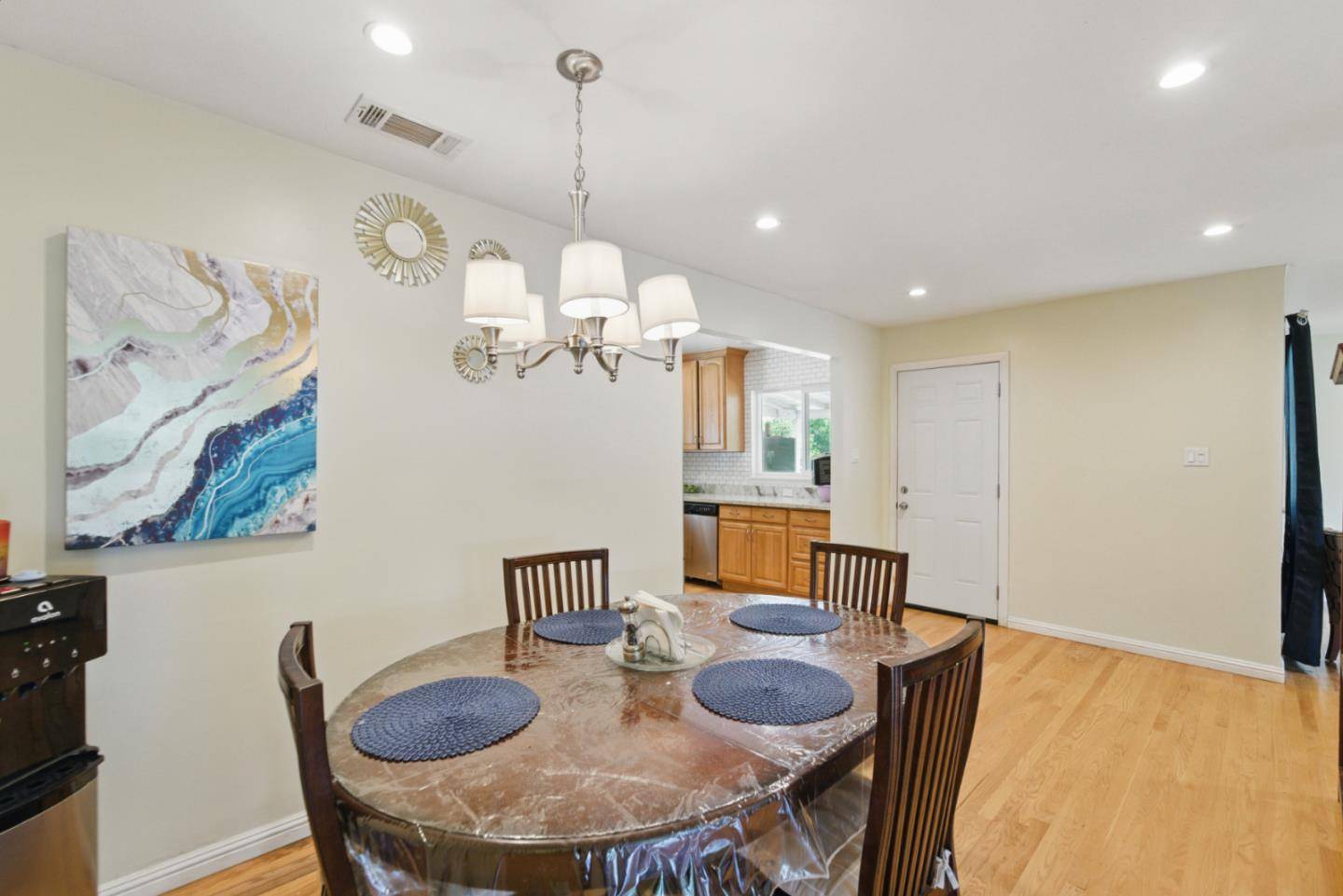 Saratoga, CA 95070,14111 Chester Avenue