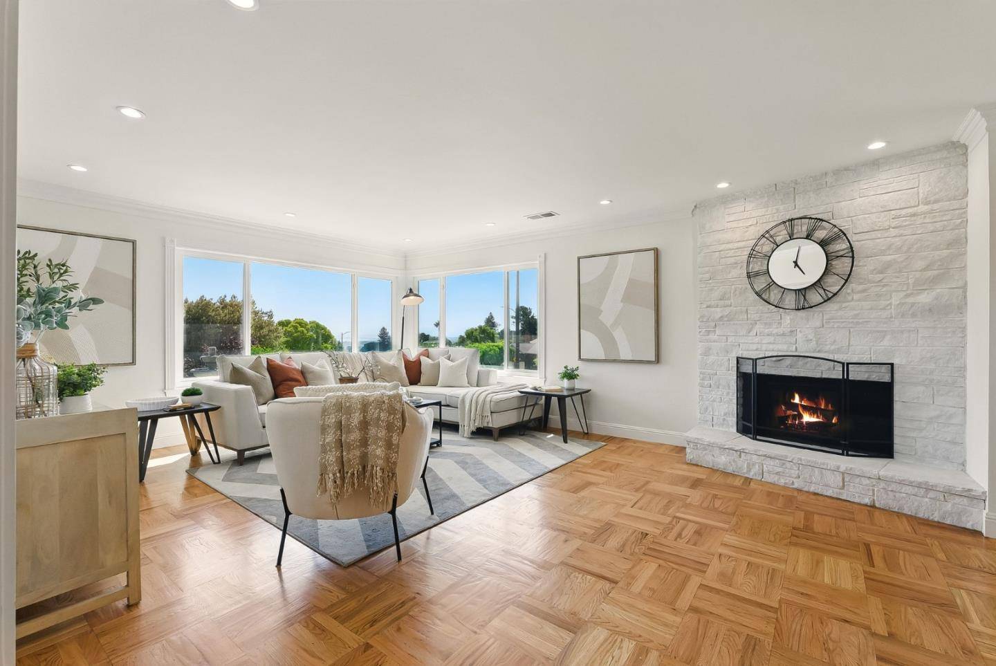 Burlingame, CA 94010,1807 Hunt Drive
