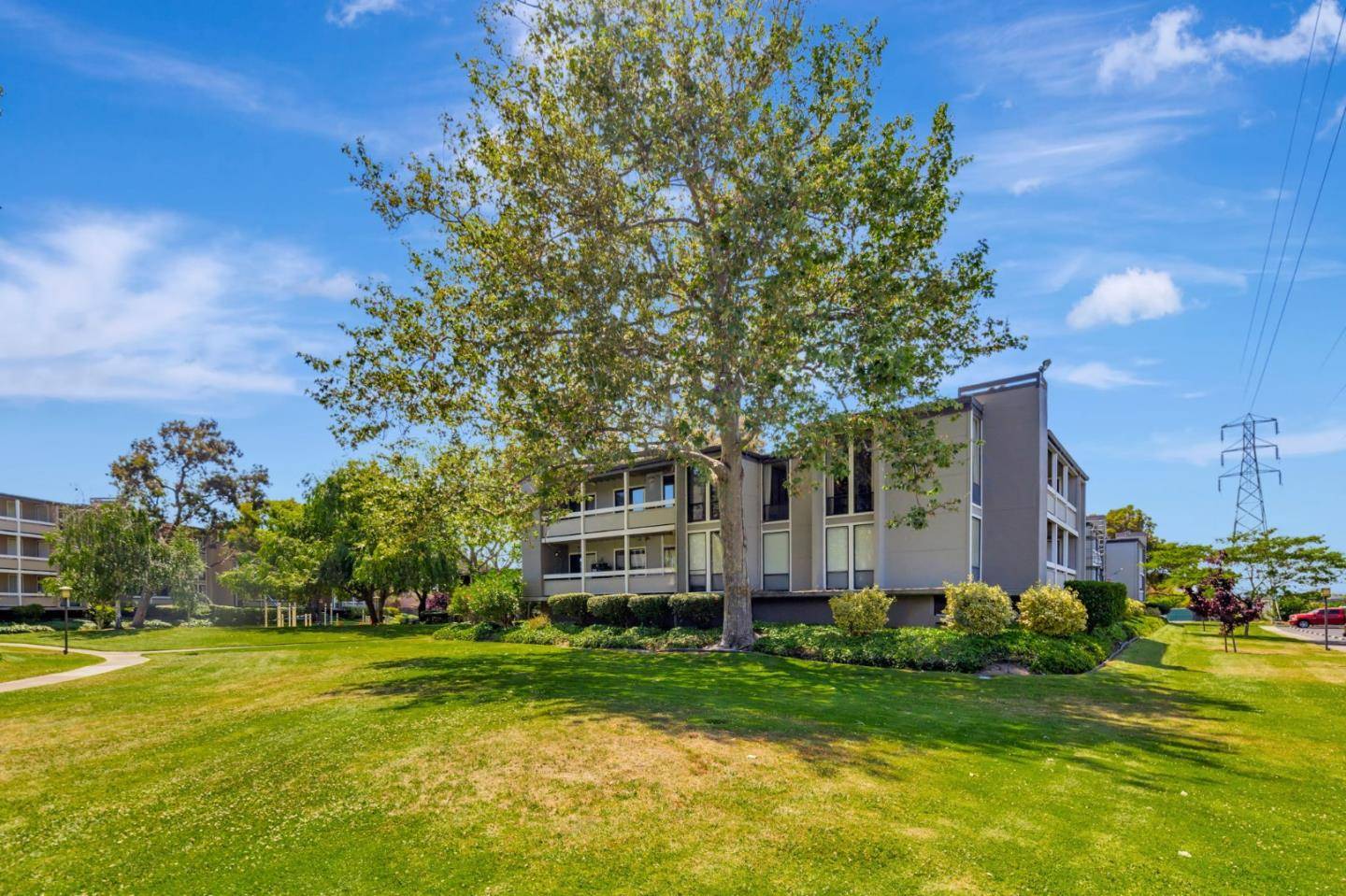 Foster City, CA 94404,1111 Compass Lane #106