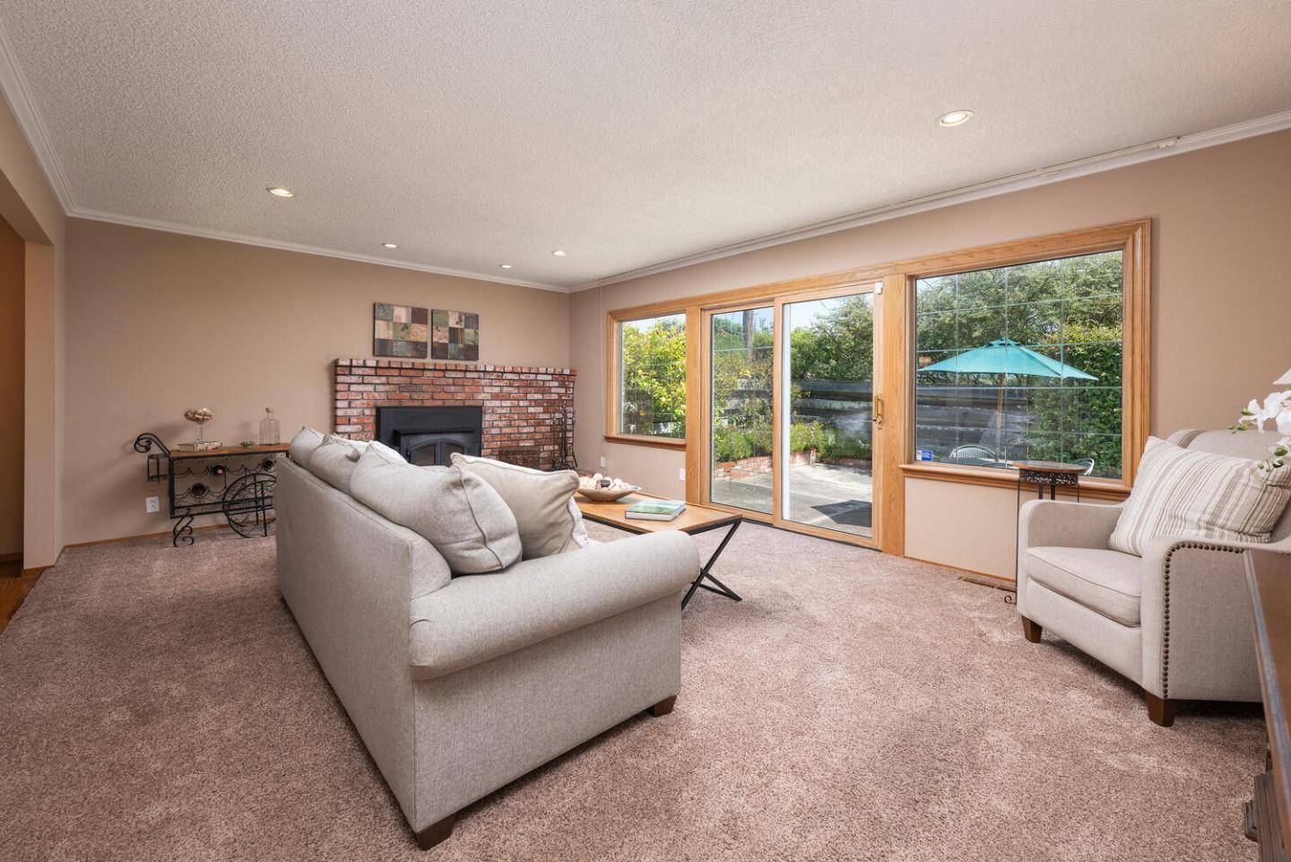 San Bruno, CA 94066,2940 Oakmont Drive