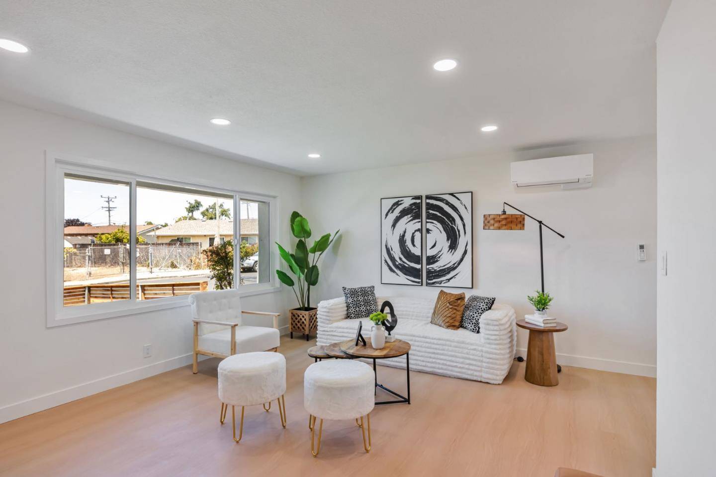 Hayward, CA 94541,22052 Thelma Ranch