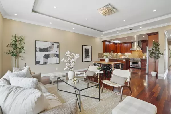 212 Sweeny Street,  San Francisco,  CA 94134