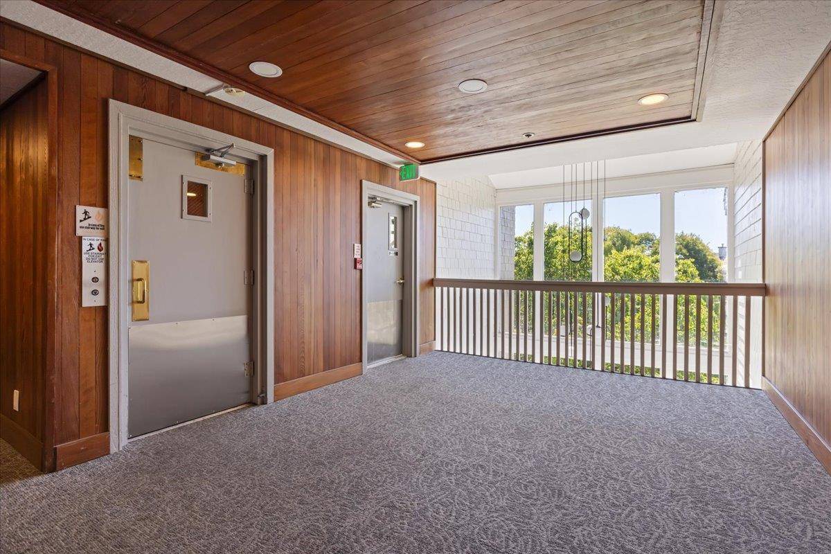 Mountain View, CA 94040,49 Showers Drive #A335