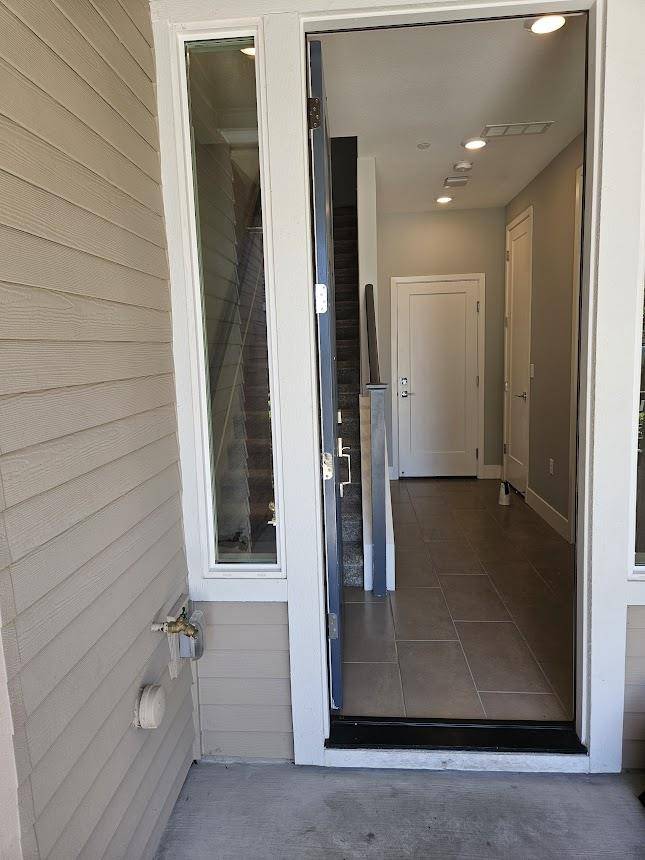 Mountain View, CA 94040,122 Ranch Lane