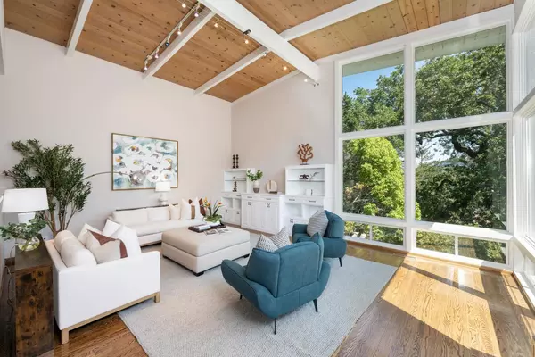 81 Devonshire Circle, San Carlos, CA 94070