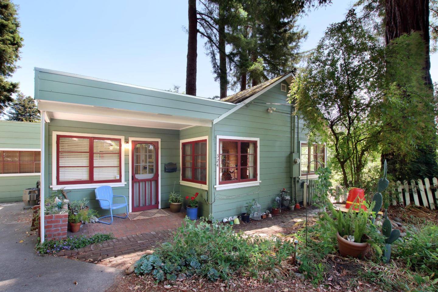 Felton, CA 95018,324 Laurel Drive