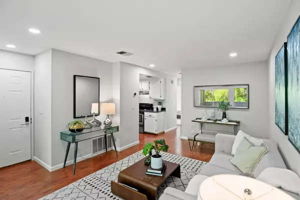 Sunnyvale, CA 94086,891 W California Avenue #Y