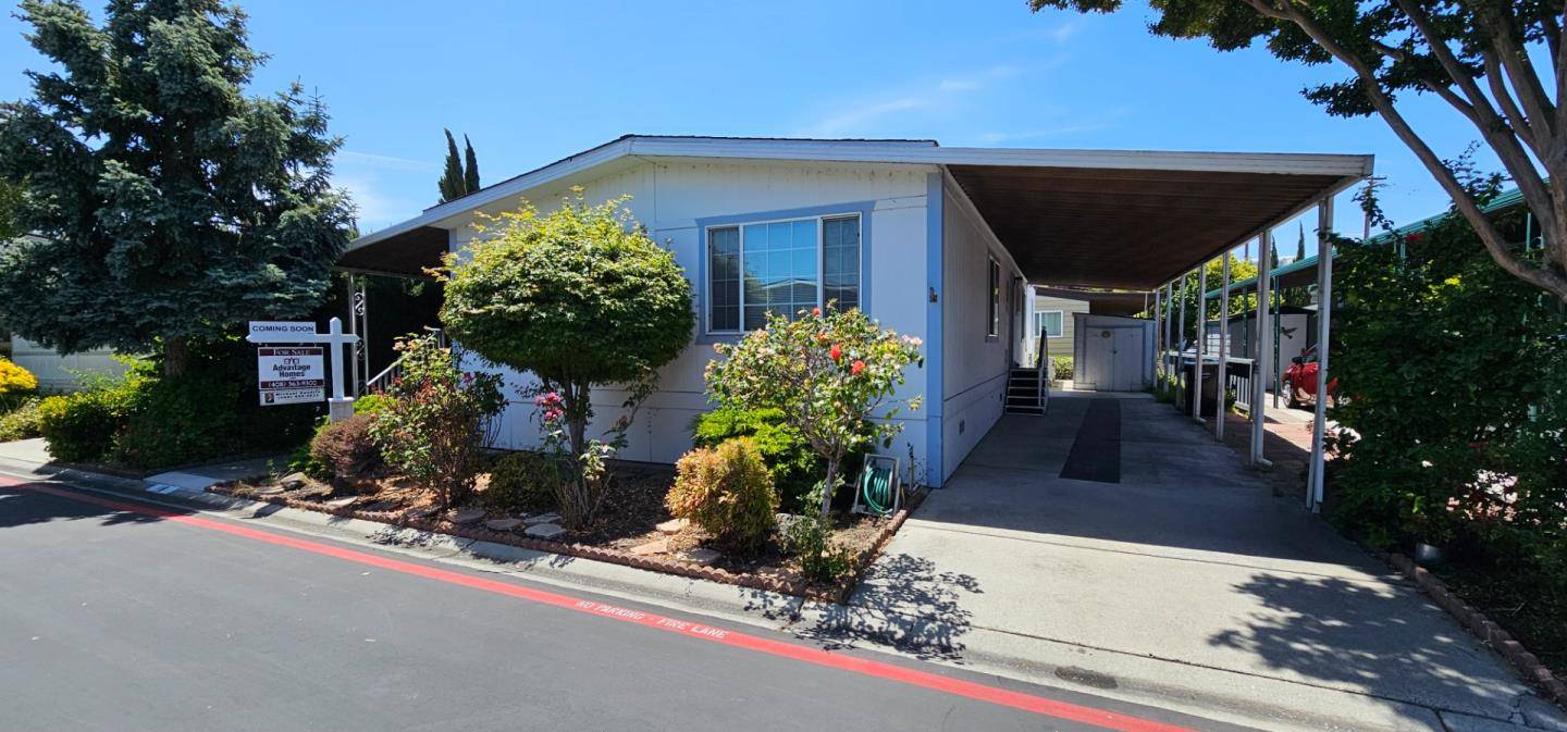 690 Persian Drive #18, Sunnyvale, CA 94089