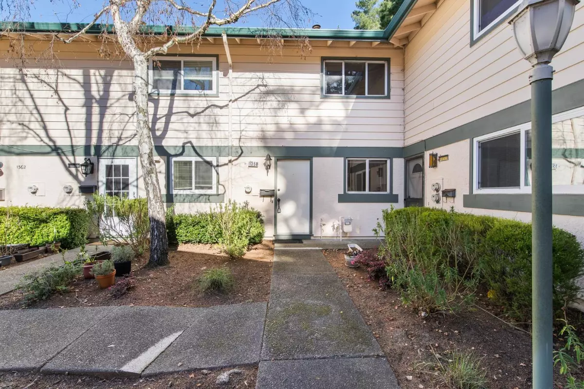 Pacifica, CA 94044,1358 Terra Nova Boulevard