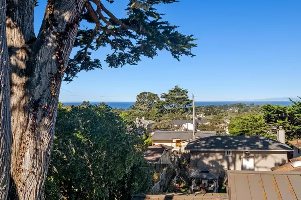 Monterey, CA 93940,879 Lottie Street