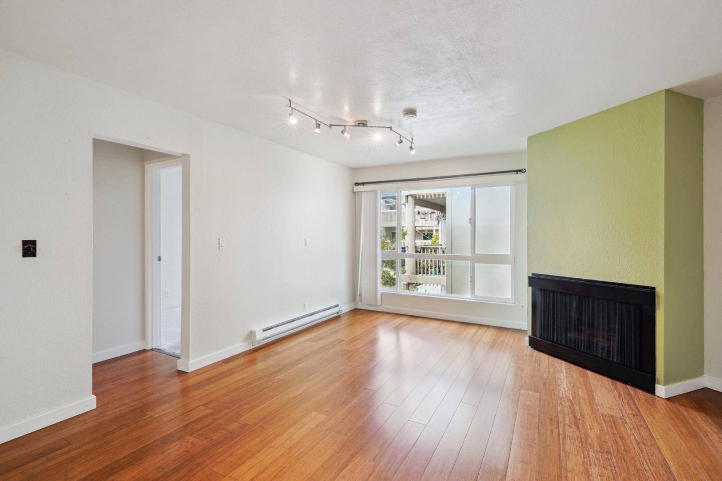 370 Imperial Way #218, Daly City, CA 94015