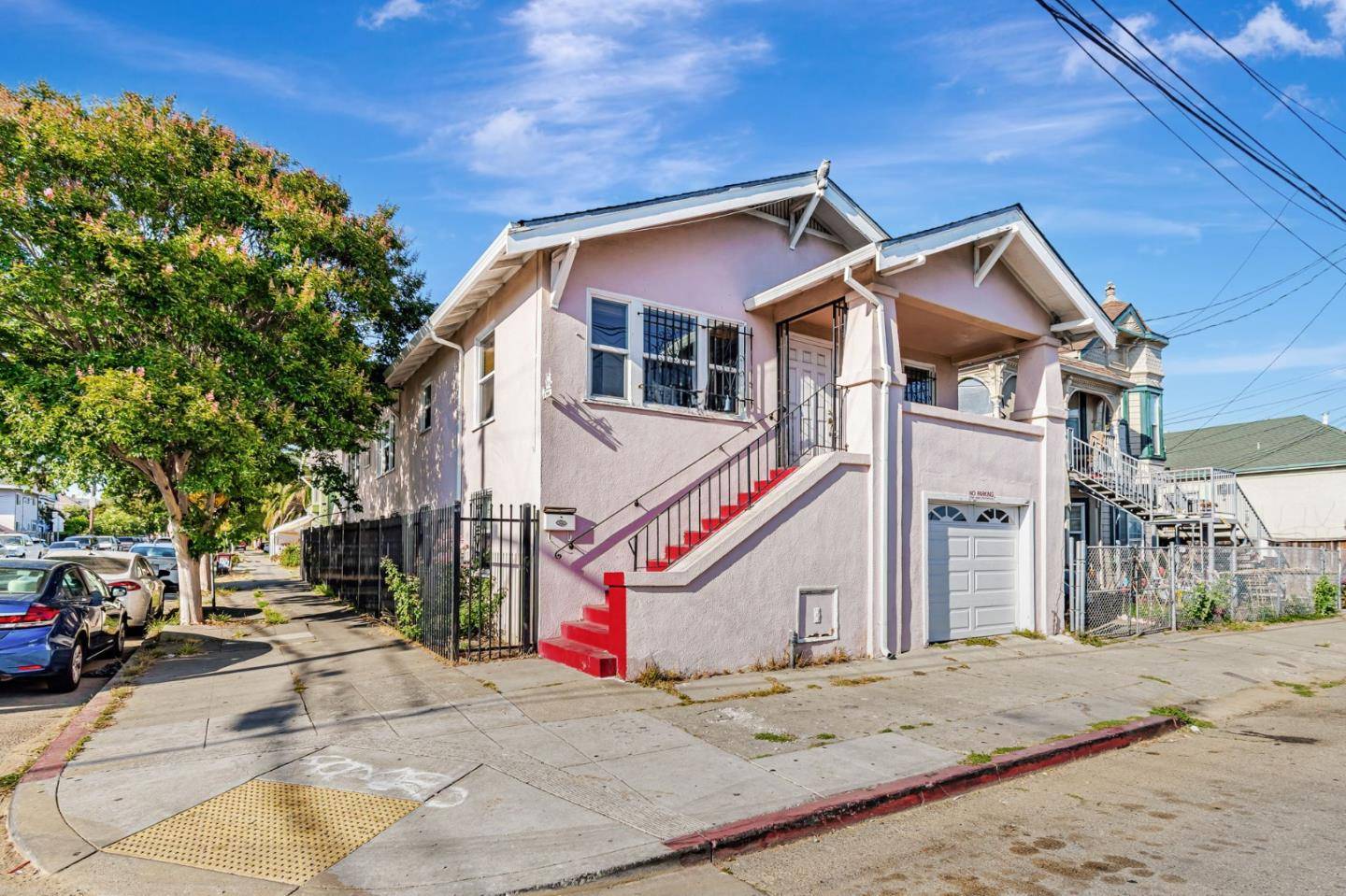 3300 E 17th Street, Oakland, CA 94601