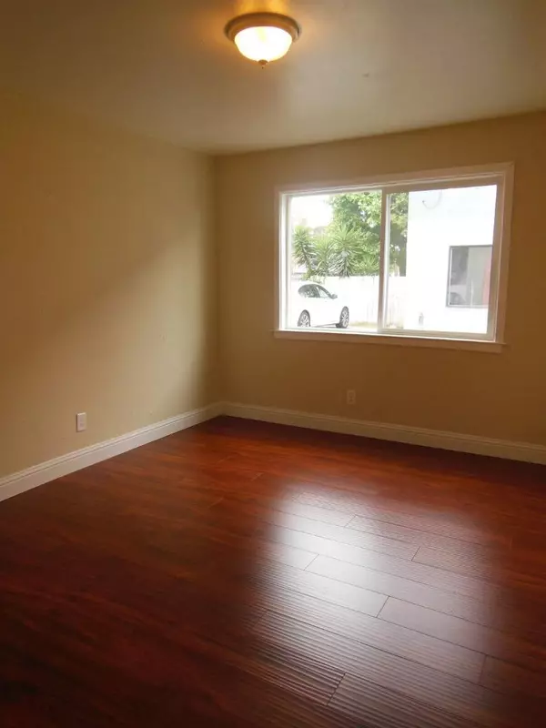 Redwood City, CA 94063,307 Pacific Avenue