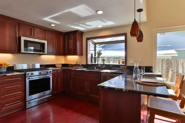 Gilroy, CA 95020,970 W 6th Street