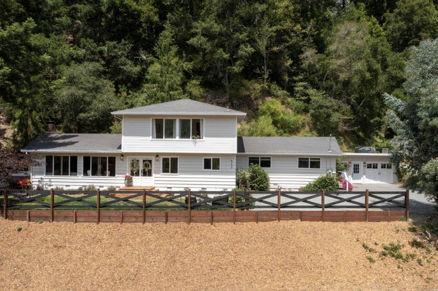 423 Nelson Rd., Scotts Valley, CA 95066
