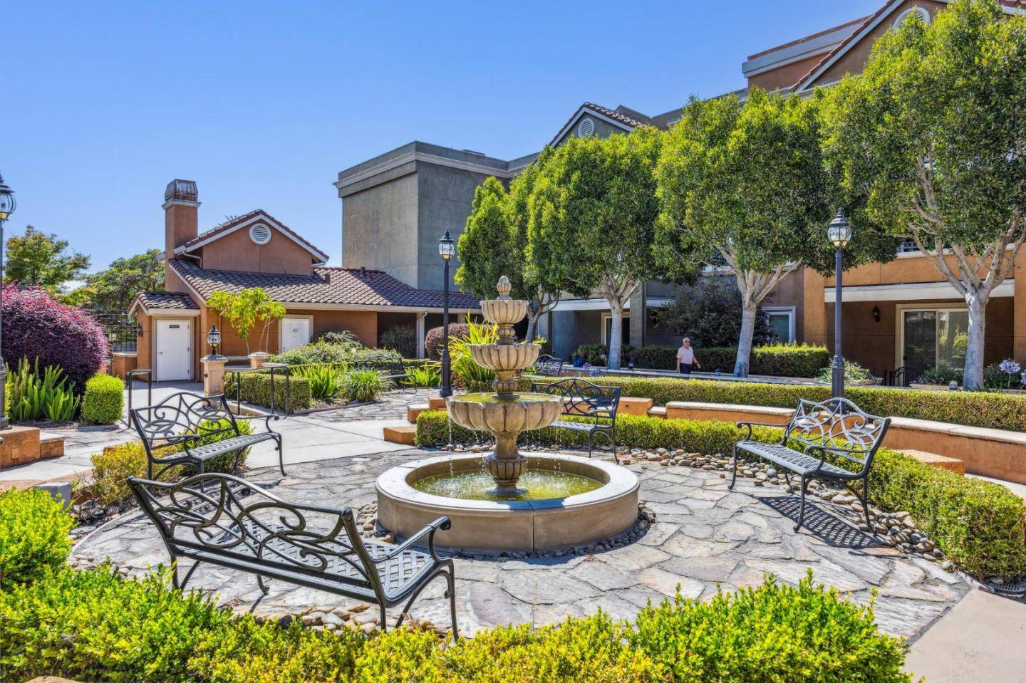 San Mateo, CA 94401,401 S Norfolk Street #123