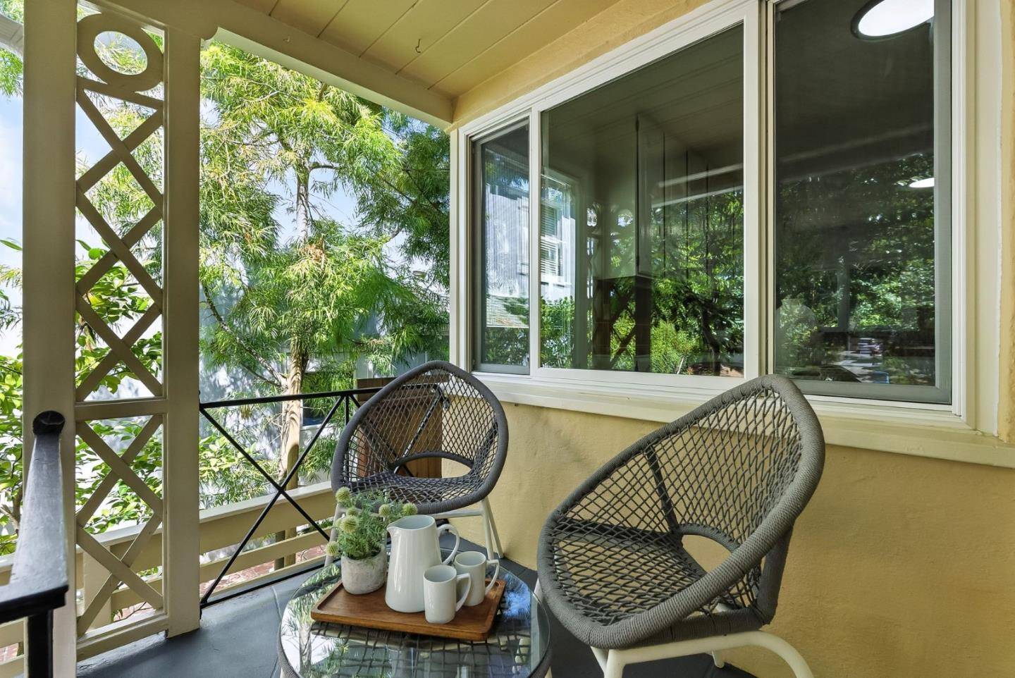 San Mateo, CA 94402,409 Seville Way