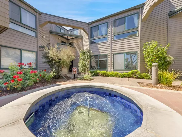 59 Cove Lane, Redwood City, CA 94065