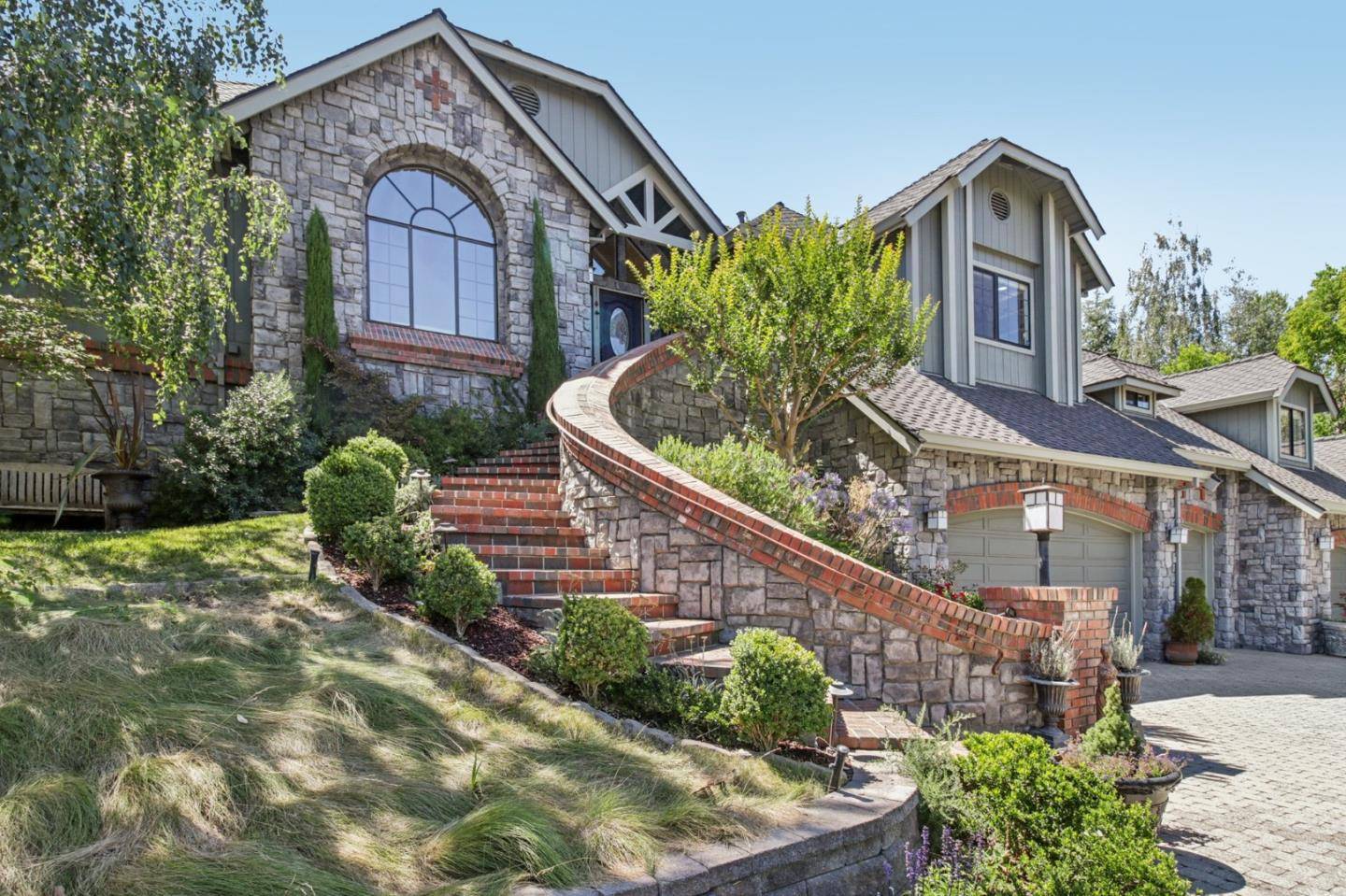 18615 Castle Lake Drive, Morgan Hill, CA 95037