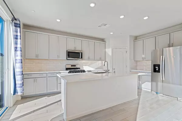 Elk Grove, CA 95757,10190 Ashlar