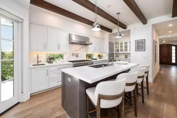 Atherton, CA 94027,48 MIDDLEGATE Street