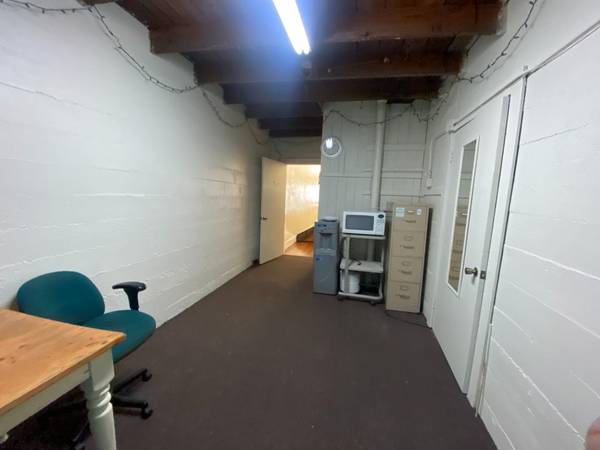 Gilroy, CA 95020,7483 Monterey Street