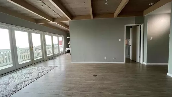 San Francisco, CA 94131,807 Burnette Avenue