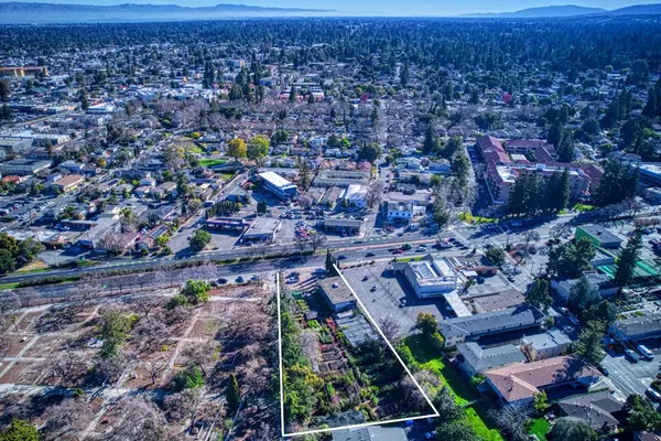 Redwood City, CA 94061,332 Woodside Road