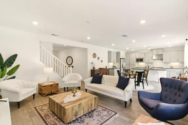 Gilroy, CA 95020,1571 Castlewood Place