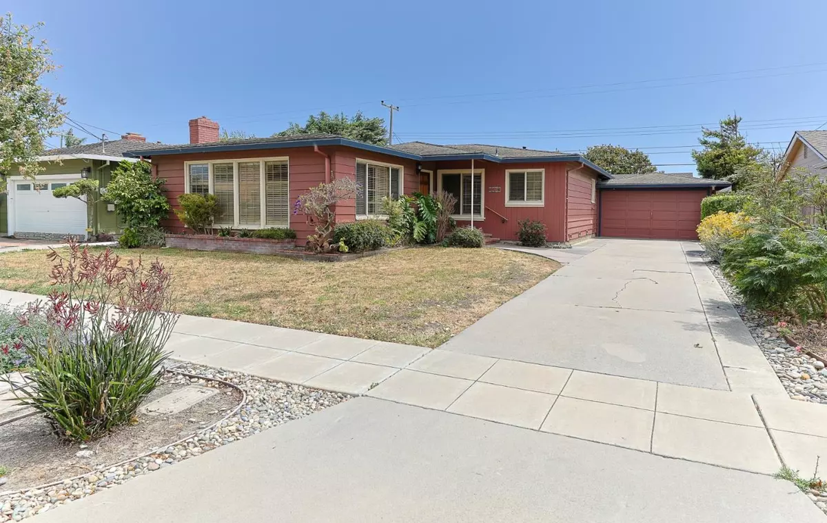 Salinas, CA 93901,40 San Pedro Street