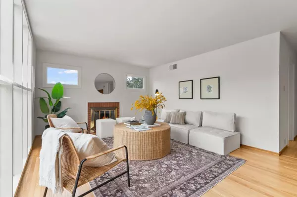 Pacifica, CA 94044,723 Moana Way