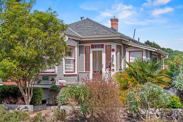 Pacific Grove, CA 93950,311 Walnut Street