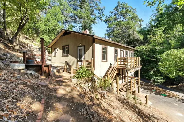 Los Altos Hills, CA 94022,27586 Moody Road