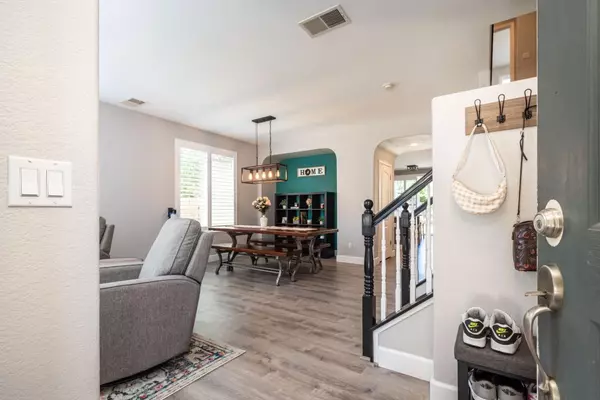 Sacramento, CA 95833,3417 River Shoal Avenue