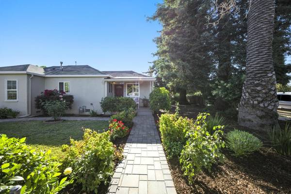 Redwood City, CA 94063,1097 10th Avenue