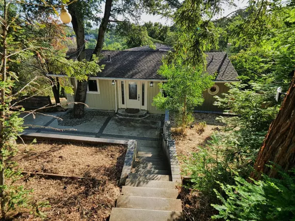 Redwood City, CA 94062,514 Live Oak Lane