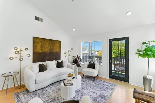 Belmont, CA 94002,935 Old County Road #42