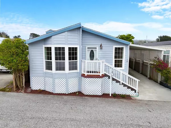 Half Moon Bay, CA 94019,10 Sunset Terrace #10