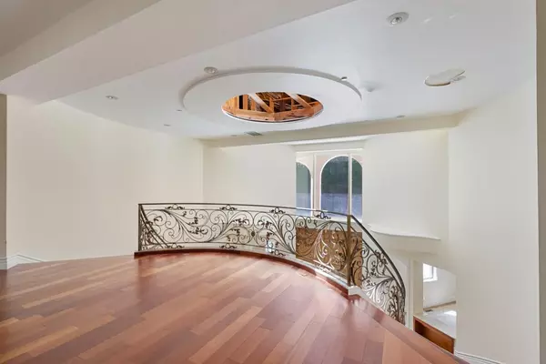 Woodside, CA 94062,1 Reids Roost Road