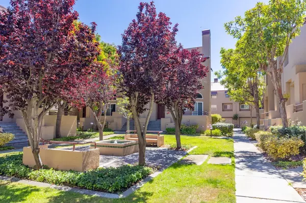 Foster City, CA 94401,210 Commons Lane