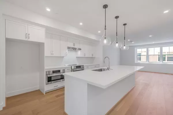 Walnut Creek, CA 94597,186 Oak Circle