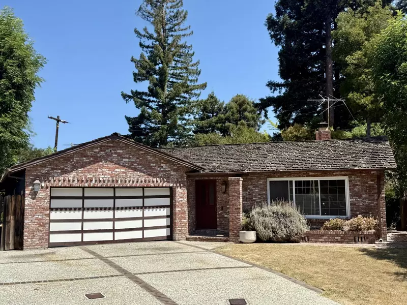 3102 Flowers Lane, Palo Alto, CA 94306