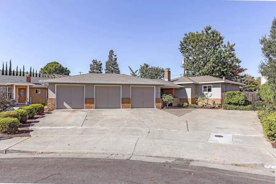1275 Gainsborough Drive, Sunnyvale, CA 94087