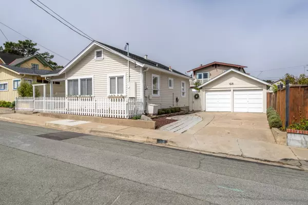 406 10th Street, Pacific Grove, CA 93950