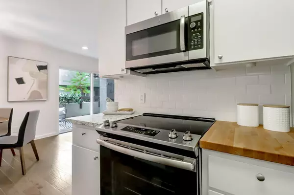San Jose, CA 95123,307 Tradewinds Drive #9