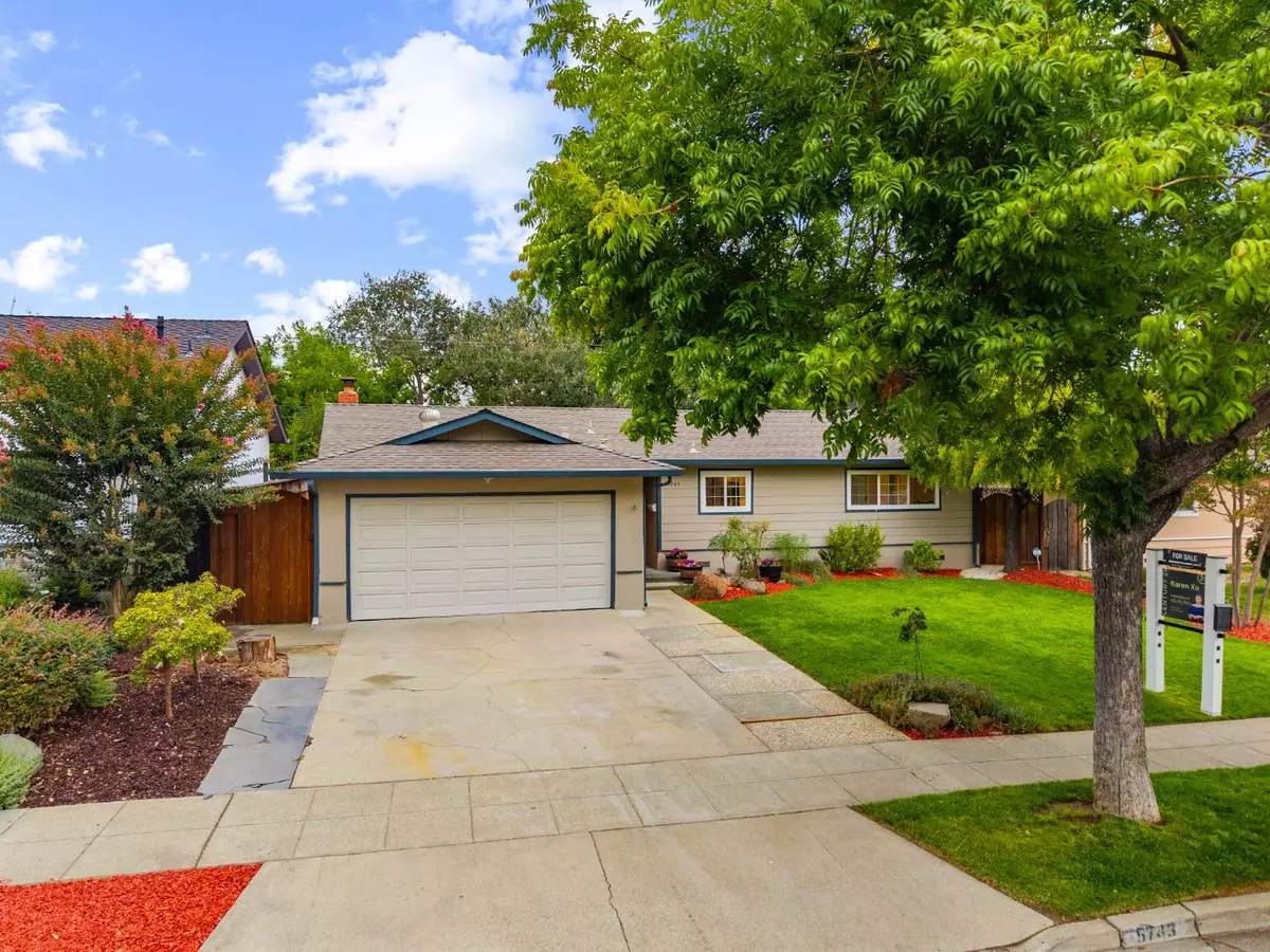 San Jose, CA 95124,5743 Begonia Drive