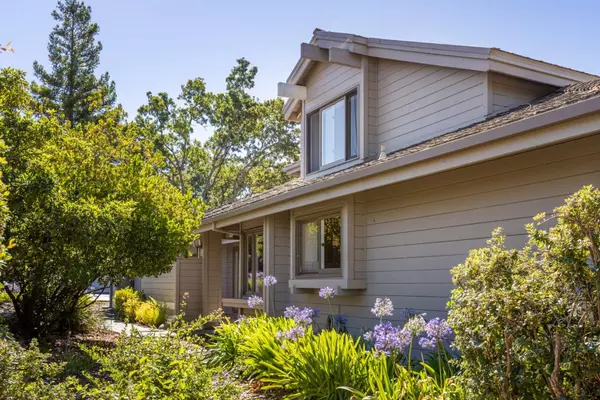 Carmel Valley, CA 93924,135 White Oaks Lane